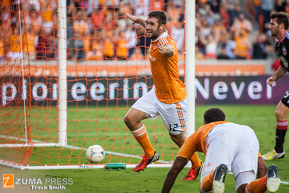 MLS 2012 – Houston Dynamo Defeat DC United 3-1
