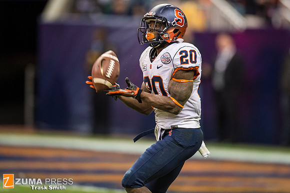 NCAA football 2013 - Texas Bowl: Minnesota vs Syracuse