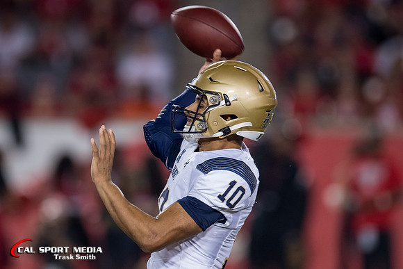 NCAA Football 2019: Navy vs Houston NOV 30