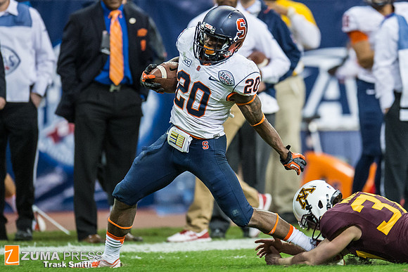 NCAA football 2013 - Texas Bowl: Minnesota vs Syracuse