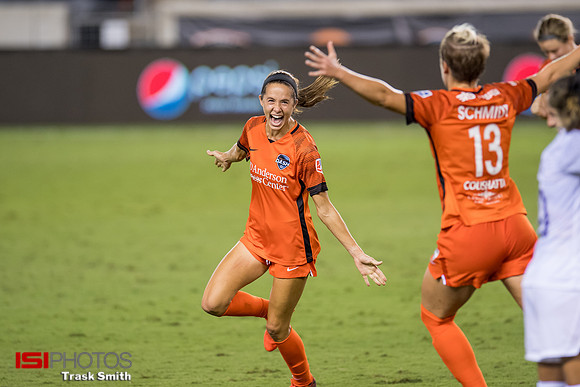 Shea Groom, Sophie Schmidt