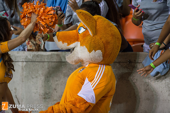 U.S Open Cup 2014 - Houston Dynamo defeat the  Laredo Heat 1-0