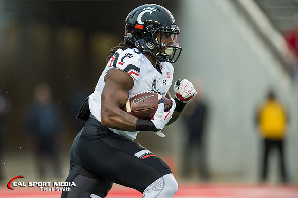 NCAA Football 2015: Cincinnati Bearcats vs Houston Cougars NOV 07