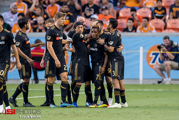 Diego Rossi; Walker Zimmerman; Lee Nguyen; Latif Blessing; Steve