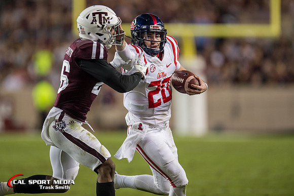 NCAA Football 2016: Ole Miss vs Texas A&M NOV 12