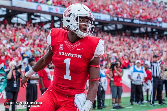 NCAA Football 2015: Navy Midshipmen vs Houston Cougars NOV 27